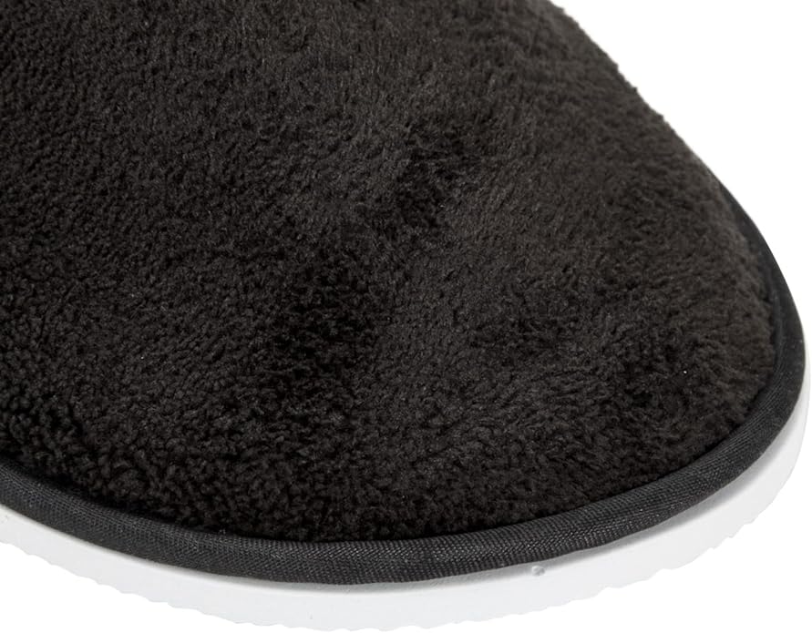 Juvale 12 Pairs Disposable Slippers for Guests, Bulk Pack for Hotel, Spa, Shoeless Home, (US Men Size 11, Women 12)