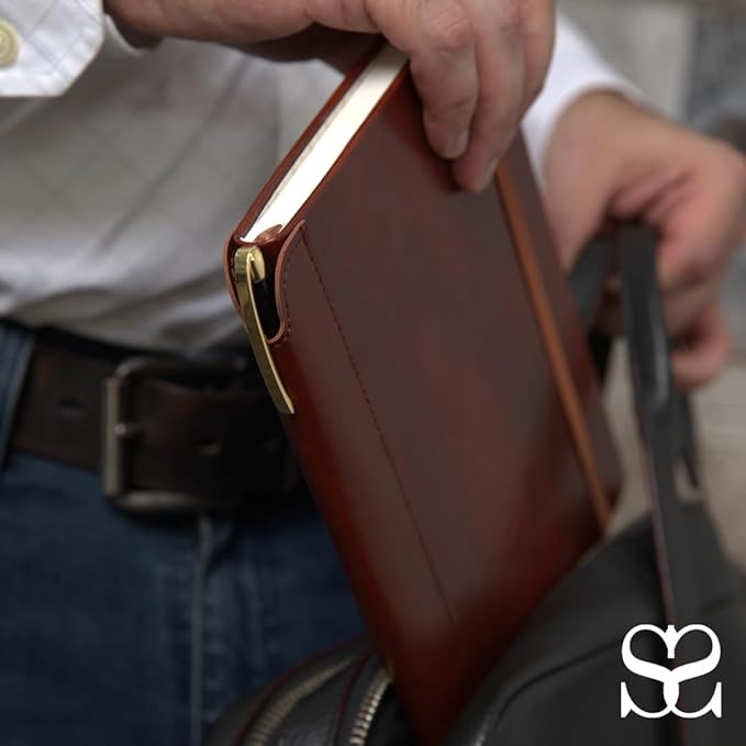 SETTINI® Lined Journal - Compass Journal for Writing Gift Set - Hardcover Vegan Leather, Includes Luxury Pen in a Unique Pen Holder, 192 Pages, A5, Fathers Day Gift, Journal for Men & Women