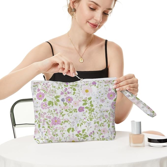 Fokongna Floral Print Wet Bag, Small Portable Waterproof Multi-Functional Organizer for Women, Ideal for Daily, Beach & Travel, White & Green Minimalist Wildflower