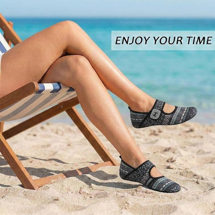 Water Shoes for Women Men Barefoot Beach Swim Aqua Socks Summer Wide Slides Sandals Quick Dry Pool River Sea Sock Shoes