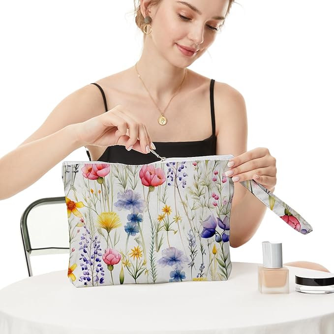 Fokongna Floral Print Wet Bag, Small Portable Waterproof Multi-Functional Organizer for Women, Ideal for Daily, Beach & Travel, Multicolor Wildflower Meadow