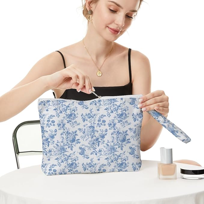 Fokongna Floral Print Wet Bag, Small Portable Waterproof Multi-Functional Organizer for Women, Sky Blue Toile De Jouy,Ideal for Daily, Beach & Travel,