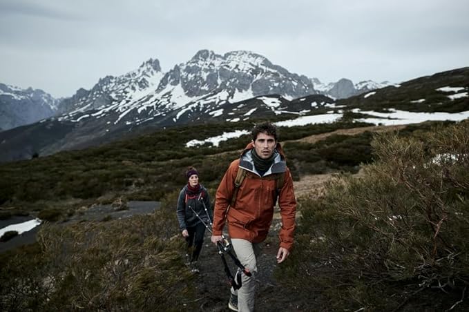 Buff Lightweight Merino Wool Neck Gaiter, 100% Ethically Sourced Wool,Versatile, Temperature Regulating Face Mask