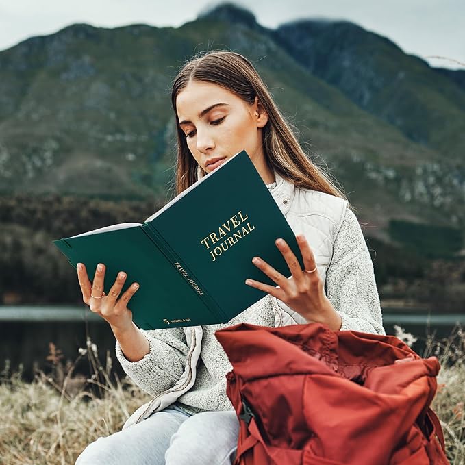 5 MINUTES A DAY Travel Journal for Women, Adventure Book for 20 Trips, Travelling Planner Notebook Diary for Traveler, Vocation Planner, Travel Gifts(126 Pages, Dark Green)