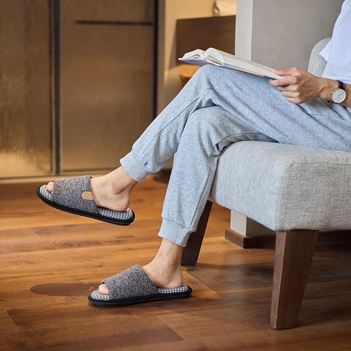 GOEWY Mens Cozy Memory Foam Slippers Indoor Outdoor Gifts for Men Slip On House Shoes Anti-skid Soft Open Toe Slippers