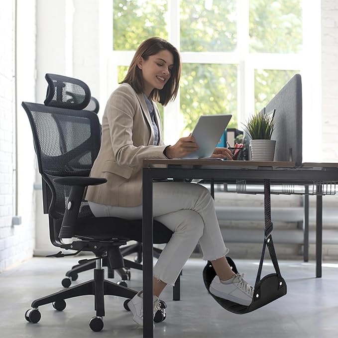 Travel Foot Rest Airplane Footrest Hammock Portable Leg Rest Ideal Travel Footrest for Long Trips Office Workers & Airplane Travelers to Relax Feet & Relieve Leg Fatigue