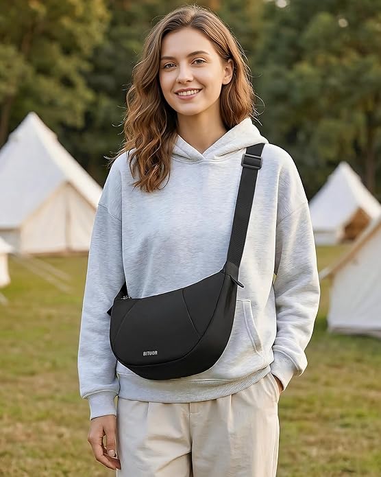 Crossbody Bag Lightweight Water Resistant Shoulder Bag Anti-Theft Handbag for Travel Daily Work Shopping