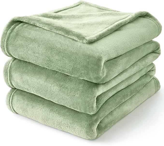 BEDELITE Fleece Blanket Sage Grey Green Throw Blankets for Couch & Bed, Luxury Plush Cozy Fuzzy Blanket 50x60 inches, Super Soft Warm Lightweight Throw Blanket for Travel Camping