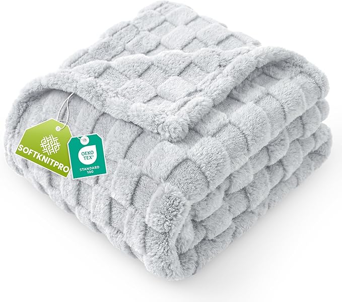 Utopia Bedding Cool Grey Checkered Fleece Twin Blanket for Couch, Bed, Soft Plush Cozy Blanket for Women and Men Home Decor, Ultra Comfy Travel-Friendly Bed Throws for Relaxation, 60x80 Inches