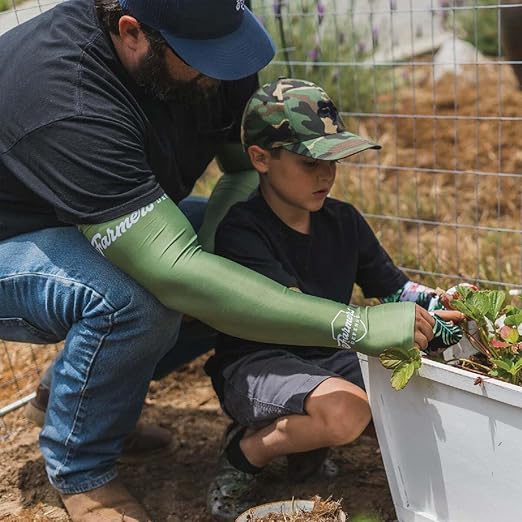 FARMER'S DEFENSE Gardening Arm Sleeves|UV Cooling Protective Sleeve Women & Men|Anti-Scratch Cover Sun UPF Outdoor Protection - Forest Green - S/M