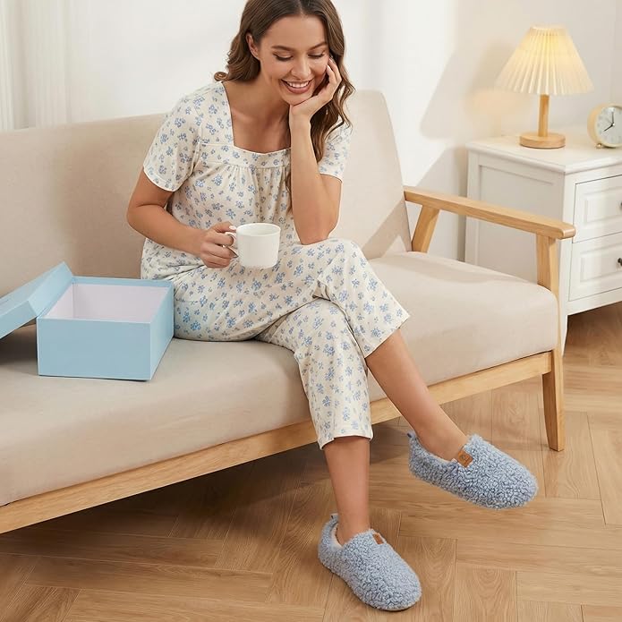 EverFoams Women’s Soft Curly Full Slippers Memory Foam Lightweight House Shoes Cozy Loafer with Polar Fleece Lining
