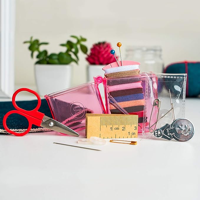 SINGER 01927 Travel Sewing Kit in Case, Assorted Colors, Multicolor