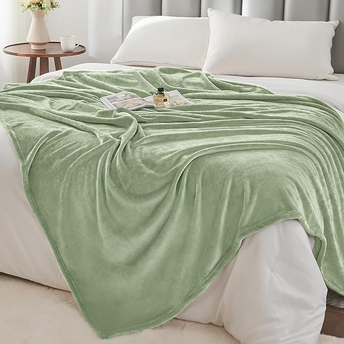 BEDELITE Fleece Blanket Sage Grey Green Throw Blankets for Couch & Bed, Luxury Plush Cozy Fuzzy Blanket 50x60 inches, Super Soft Warm Lightweight Throw Blanket for Travel Camping