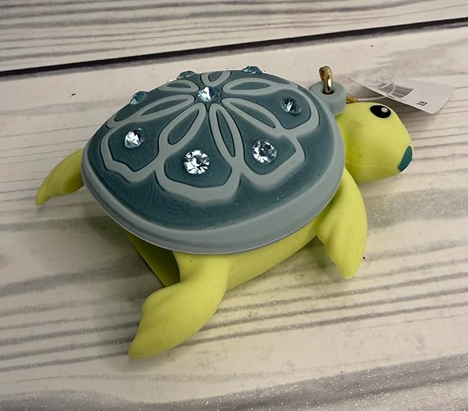 Bath and Body Works Sea Turtle With Gemstones Pocketbac Hand Sanitzer Holder