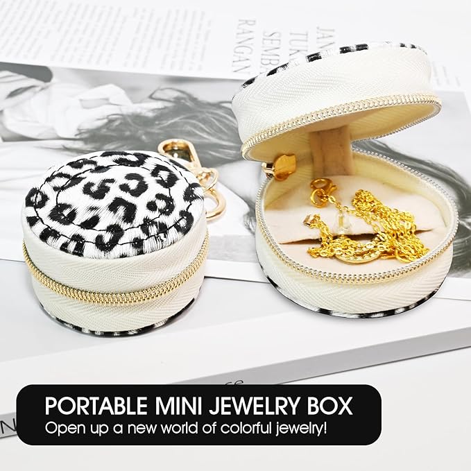 Portable Ring Keychain Holder for Gym and Travel - Jewelry Holder for Sports Bag, Compact Ring Earring Necklace Storage Case (White leopard print)