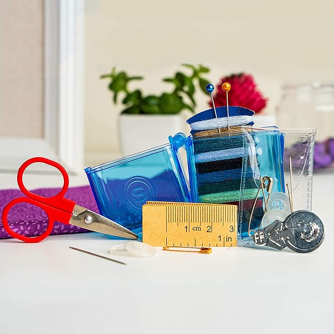 SINGER 01927 Travel Sewing Kit in Case, Assorted Colors, Multicolor