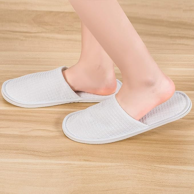 AhfuLife Spa Slippers 5 Pairs - White Disposable Closed-Toe Hotel Slippers, Non-slip for Guests, House, Bedroom, Wedding, Party, Travel - Unisex