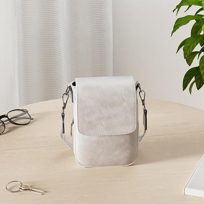 POIUGOYA Crossbody Bags for Women,Small Crossbody Purse with Triple Compartments,Cell Phone Wallet with Card Slots for Travel | Small