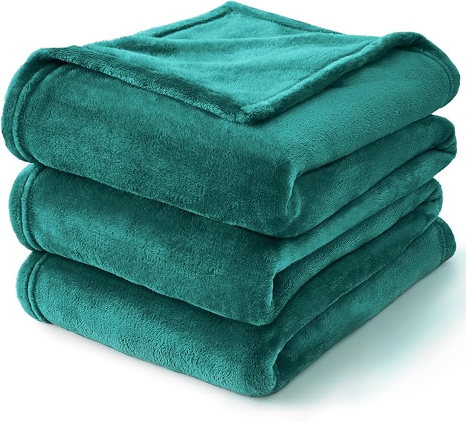 BEDELITE Fleece Blanket Emerald Green Throw Blankets for Couch & Bed, Luxury Plush Cozy Fuzzy Blanket 50x60 inches, Super Soft Warm Lightweight Throw Blanket for Travel Camping