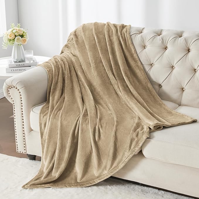 BEDELITE Fleece Blanket Camel Throw Blankets for Couch & Bed, Luxury Plush Cozy Fuzzy Blanket 50x60 inches, Super Soft Warm Lightweight Throw Blanket for Travel Camping