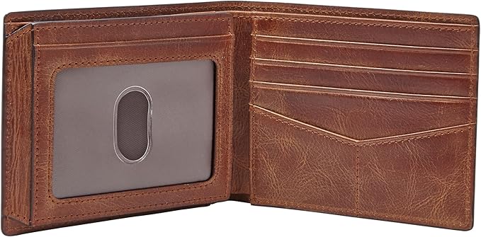 Fossil Men's Wallet, Derrick Leather RFID-Blocking Wallet, Bifold with Flip ID, Brown