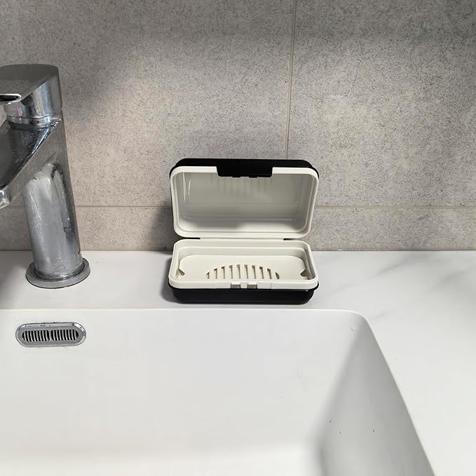 Travel Soap Dish Holder with Lid for Shower Travel Soap Case Draining Soap Box Container for Traveling, Camping, Hiking, Gym, Portable, Leakproof, Black