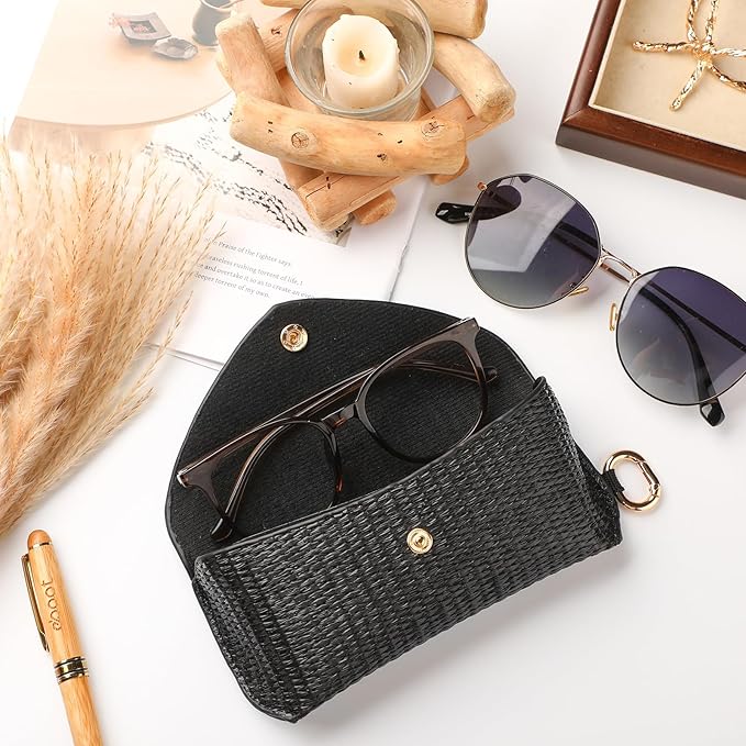 Leinuosen Woven Straw Sunglasses Case with Clip, Hard Shell Boho Rattan Pouch, Portable Travel Beach Accessory for Women Girl