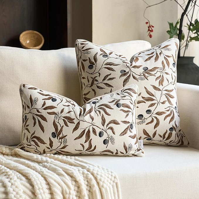 Alerfa Beige Floral Throw Pillow Cover 18 x 18 Inch Sqaure Luxury Decorative Pillow Cover for Couch Living Room Bedroom