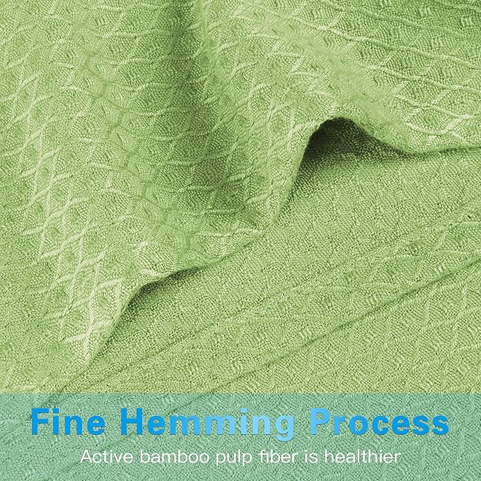 AmyHomie Cooling Blanket, 100% Rayon Derived from Bamboo, Cool Summer Blanket for Hot Sleepers, Soft Comfy Lightweight Blankets for All Seasons(Green, 90×90in)