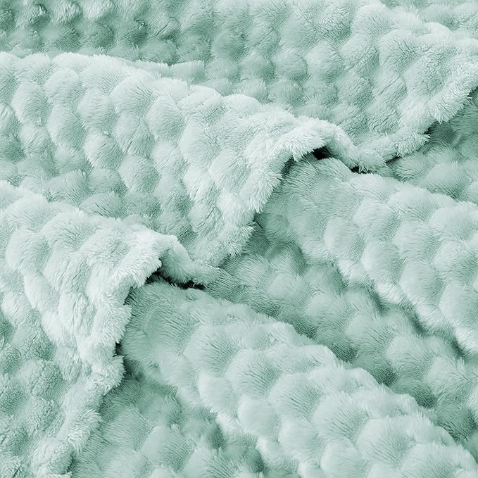 EXQ Home Gentle Soft Fleece Throw Blanket – Cozy Lightweight 3D Imitation Turtle Shell Jacquard Blanket for Couch Bed – All-Season Warm Fuzzy Flannel Blanket for Women Mom Her Gifts(50"x60",Aqua)