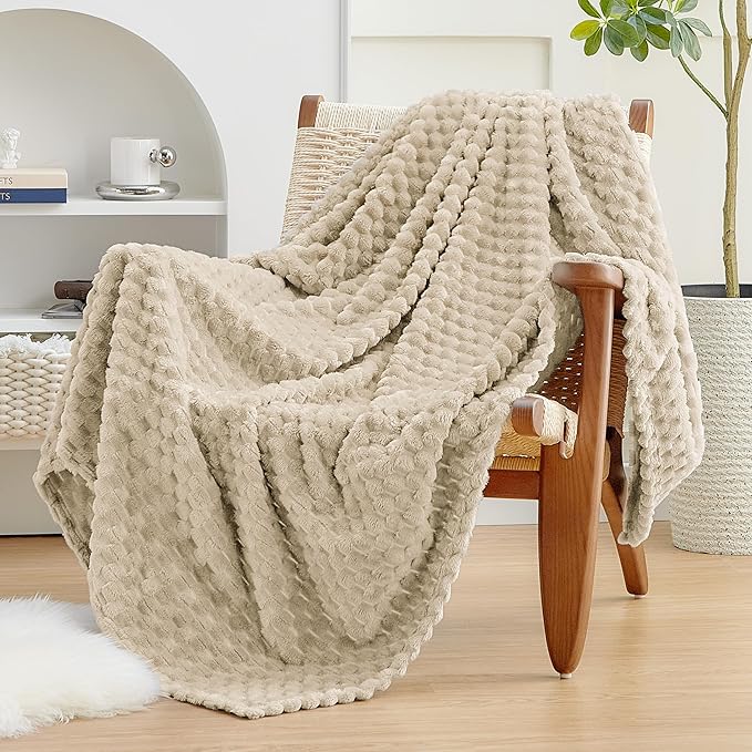 EXQ Home Gentle Soft Fleece Throw Blanket – Cozy Lightweight 3D Imitation Turtle Shell Jacquard Blanket for Couch Bed – All-Season Warm Fuzzy Flannel Blanket for Women Mom Her Gifts(50"x60",Linen)