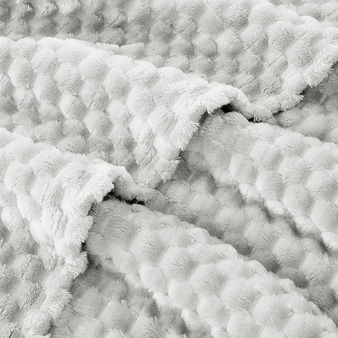 EXQ Home Gentle Soft Fleece Throw Blanket – Cozy Lightweight 3D Imitation Turtle Shell Jacquard Blanket for Couch Bed – All-Season Warm Fuzzy Flannel Blanket for Women Mom Her Gift(50"x60",Light Grey)