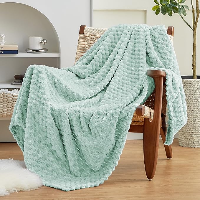 EXQ Home Gentle Soft Fleece Throw Blanket – Cozy Lightweight 3D Imitation Turtle Shell Jacquard Blanket for Couch Bed – All-Season Warm Fuzzy Flannel Blanket for Women Mom Her Gifts(50"x60",Aqua)